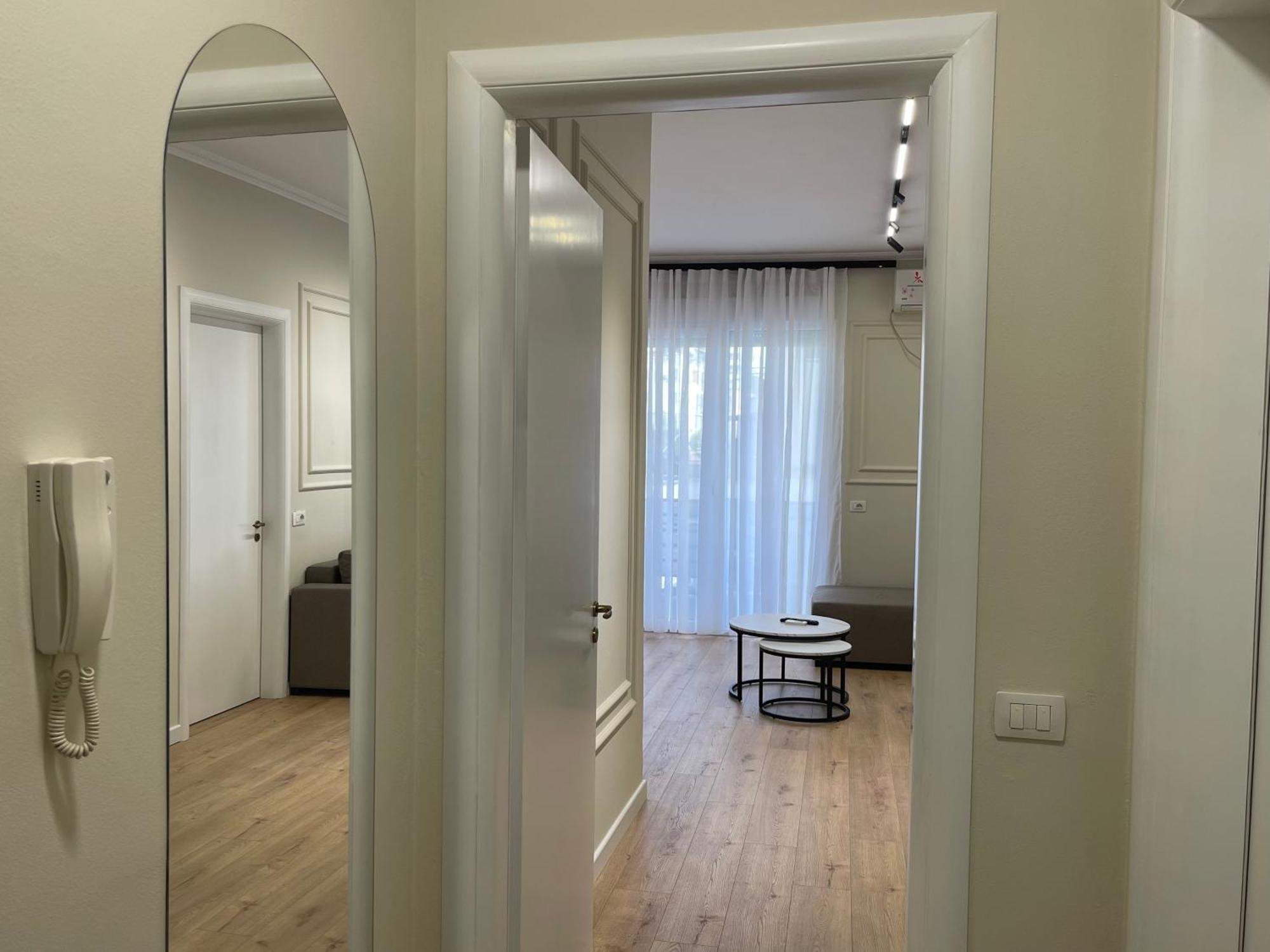 Apartment Hideaway In The Heart Of *